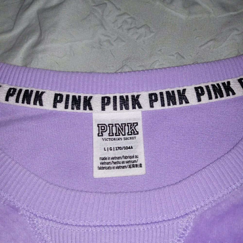 VS Pink - Picture 6 of 8